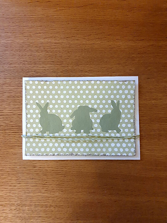 Osterkarte mit Häschen (grün)